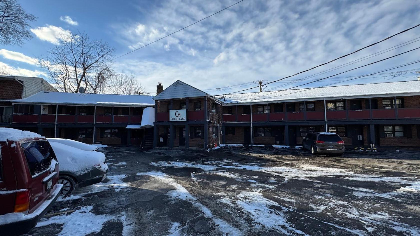 Central Motel Courtyard 화이트플레인스 외부 사진