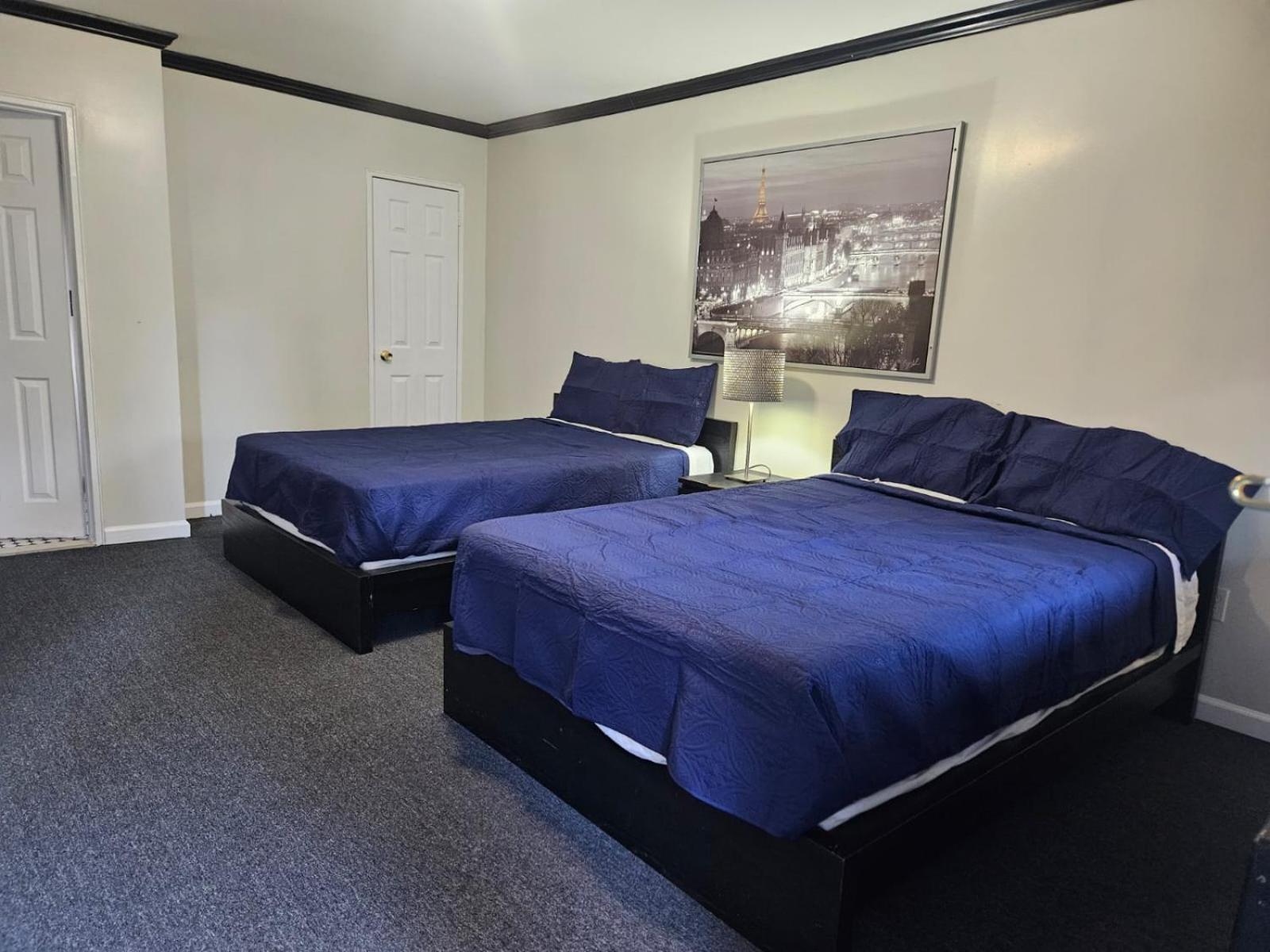 Central Motel Courtyard 화이트플레인스 외부 사진
